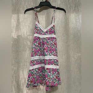 Abercrombie & Fitch White & Pink Floral Lined Top